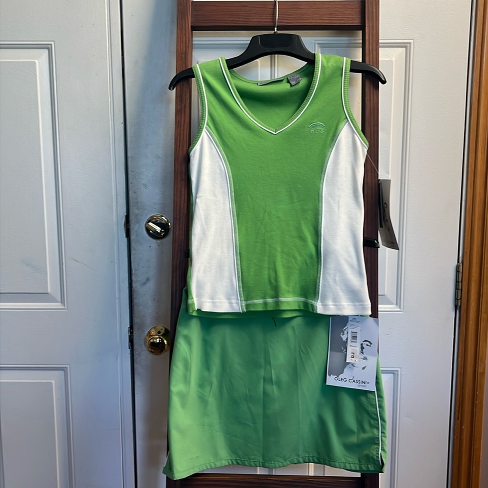 Oleg Cassini Sport Skort and tank top